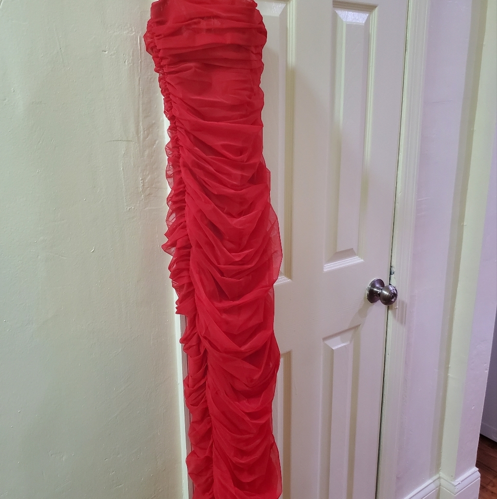 Dress - Picture 3 of 5